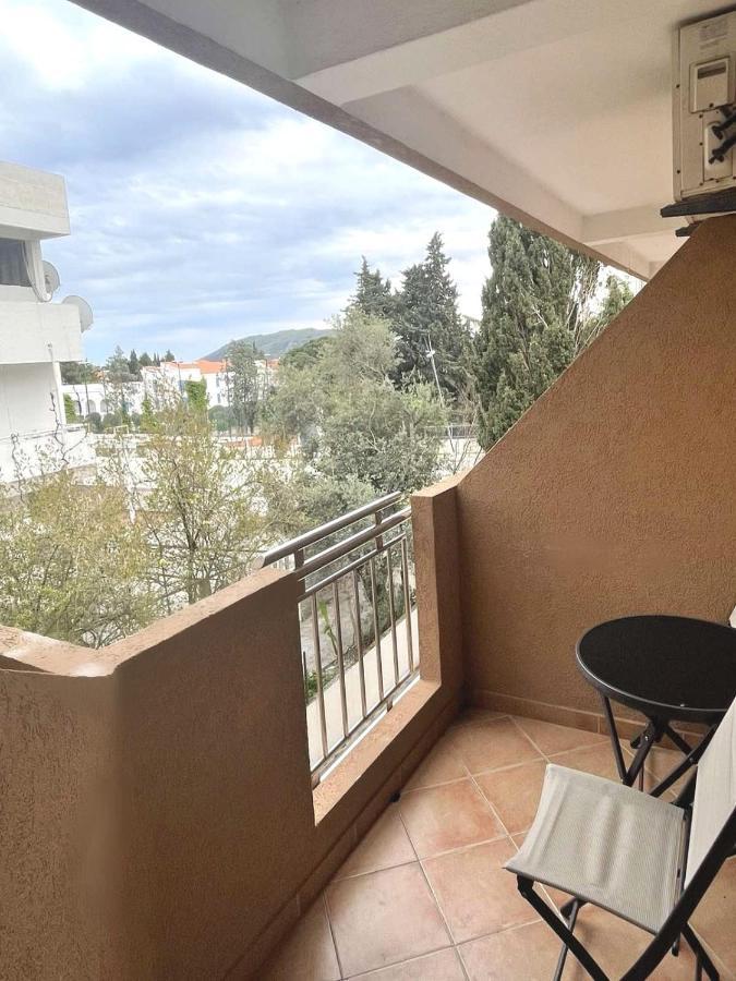 Hotel Suzana Lux Budva Exterior foto
